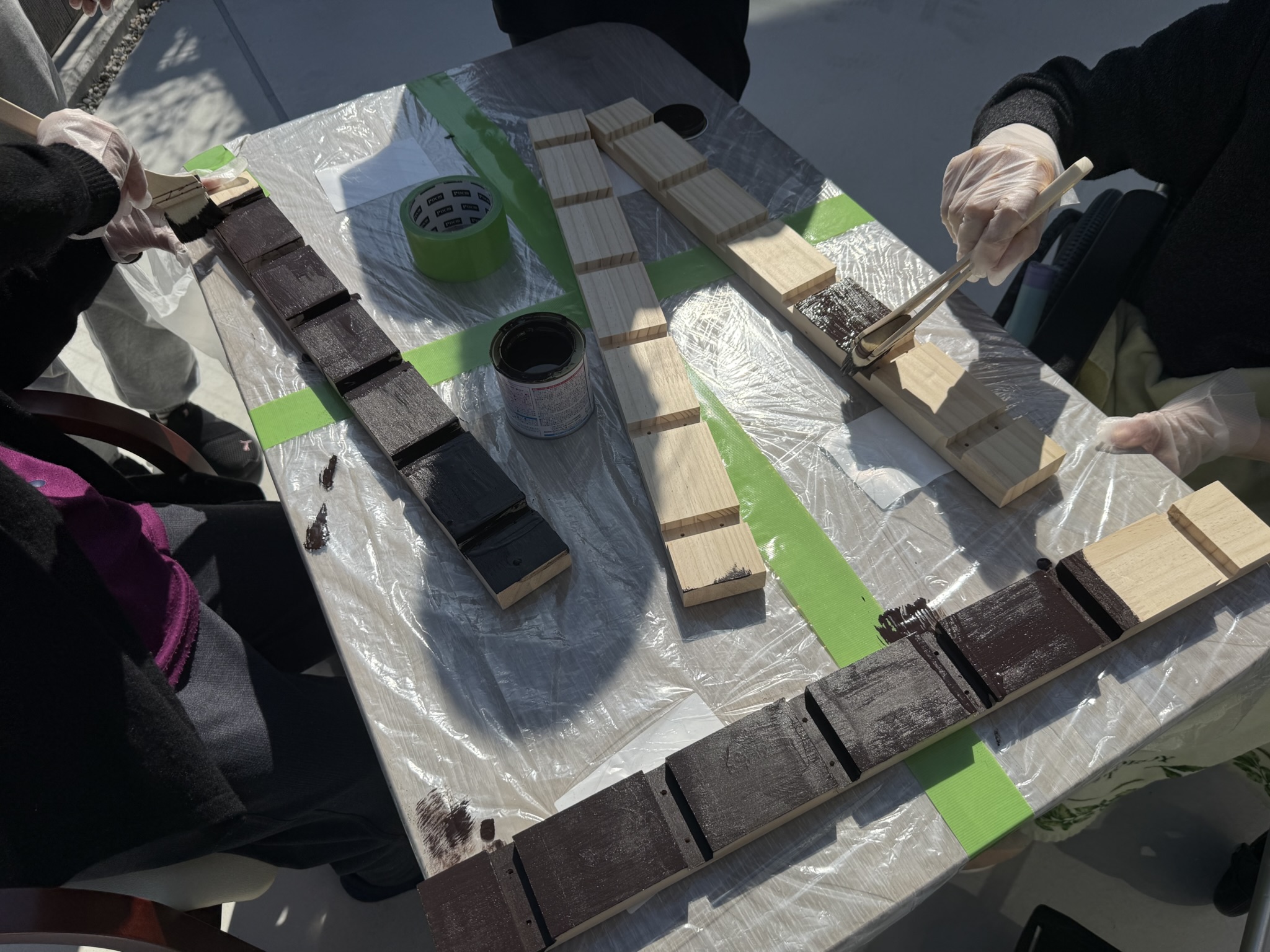 ペンキで色付け💥