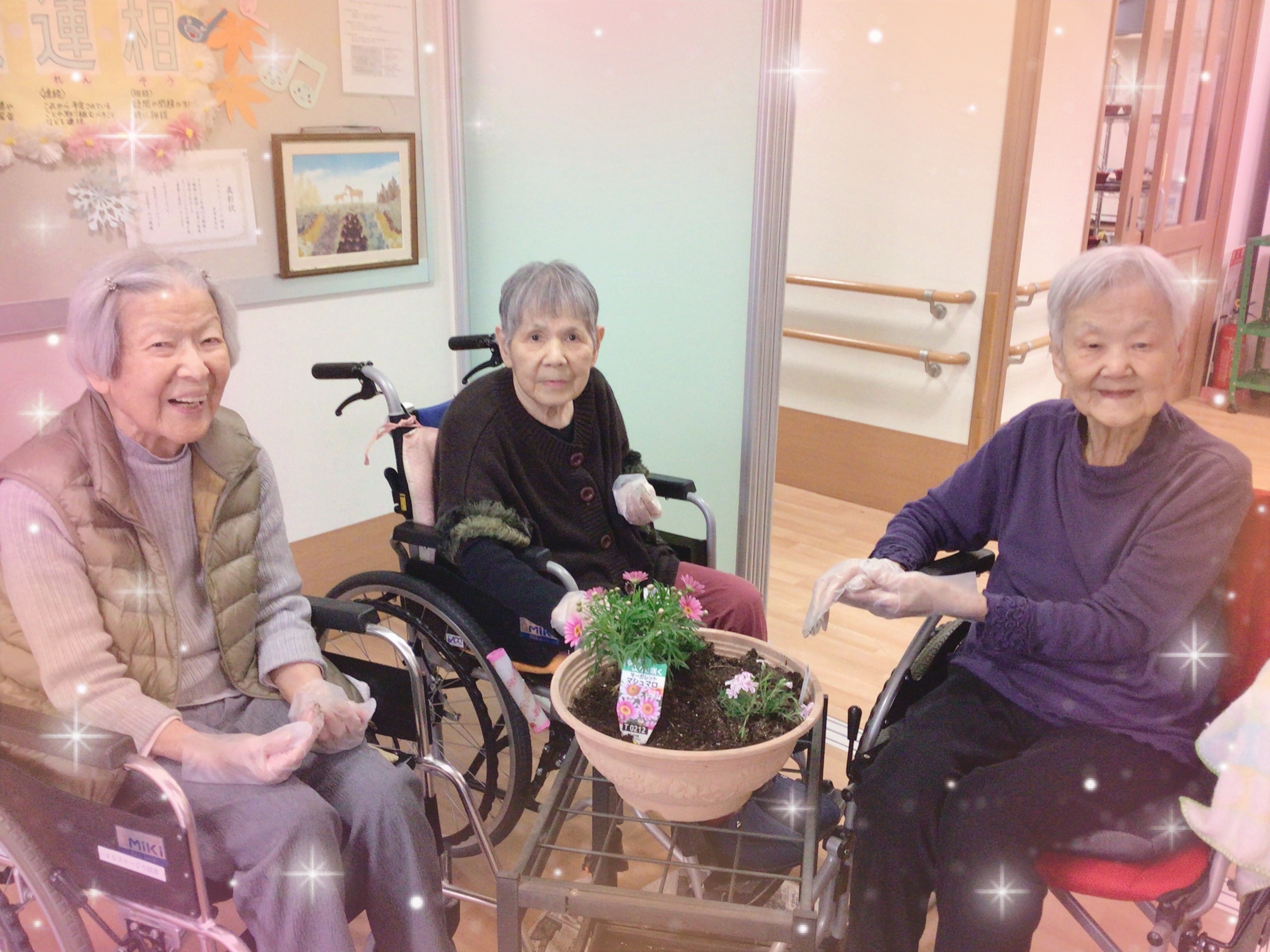 エルステージ小田井　お花を植えました🌸